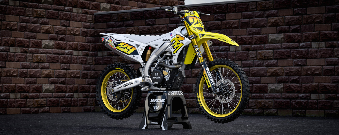 FORM WHITE - SUZUKI FULL GRAPHICS KIT